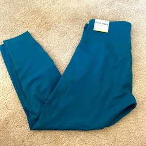 Old Navy Elevate Teal leggings 7/8 size Large NWT